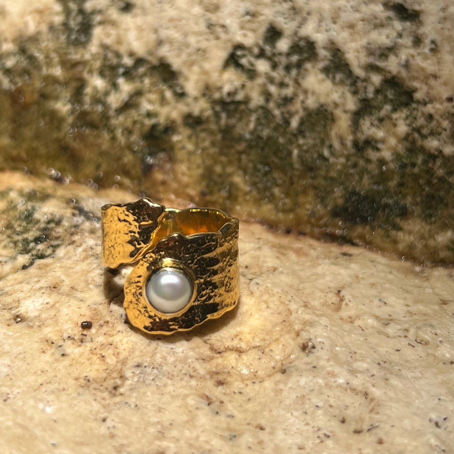HELIOPORA RING