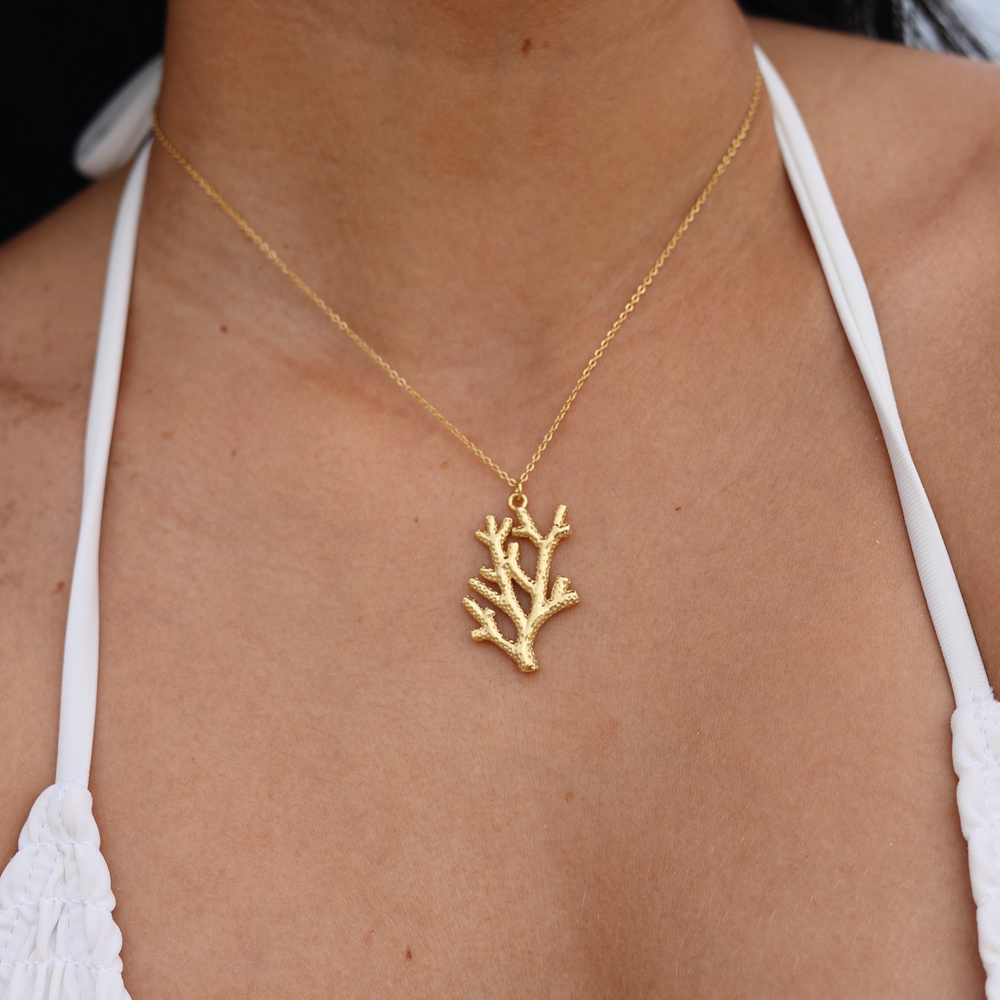 INTERSEPTA NECKLACE