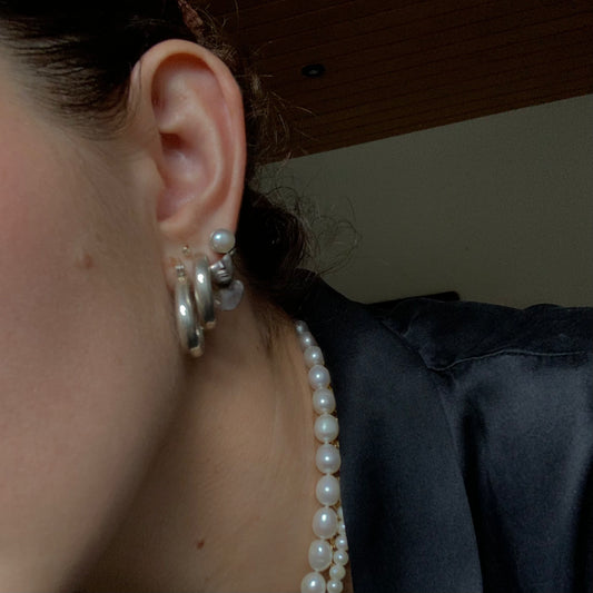 ANNE LIGHT HOOPS
