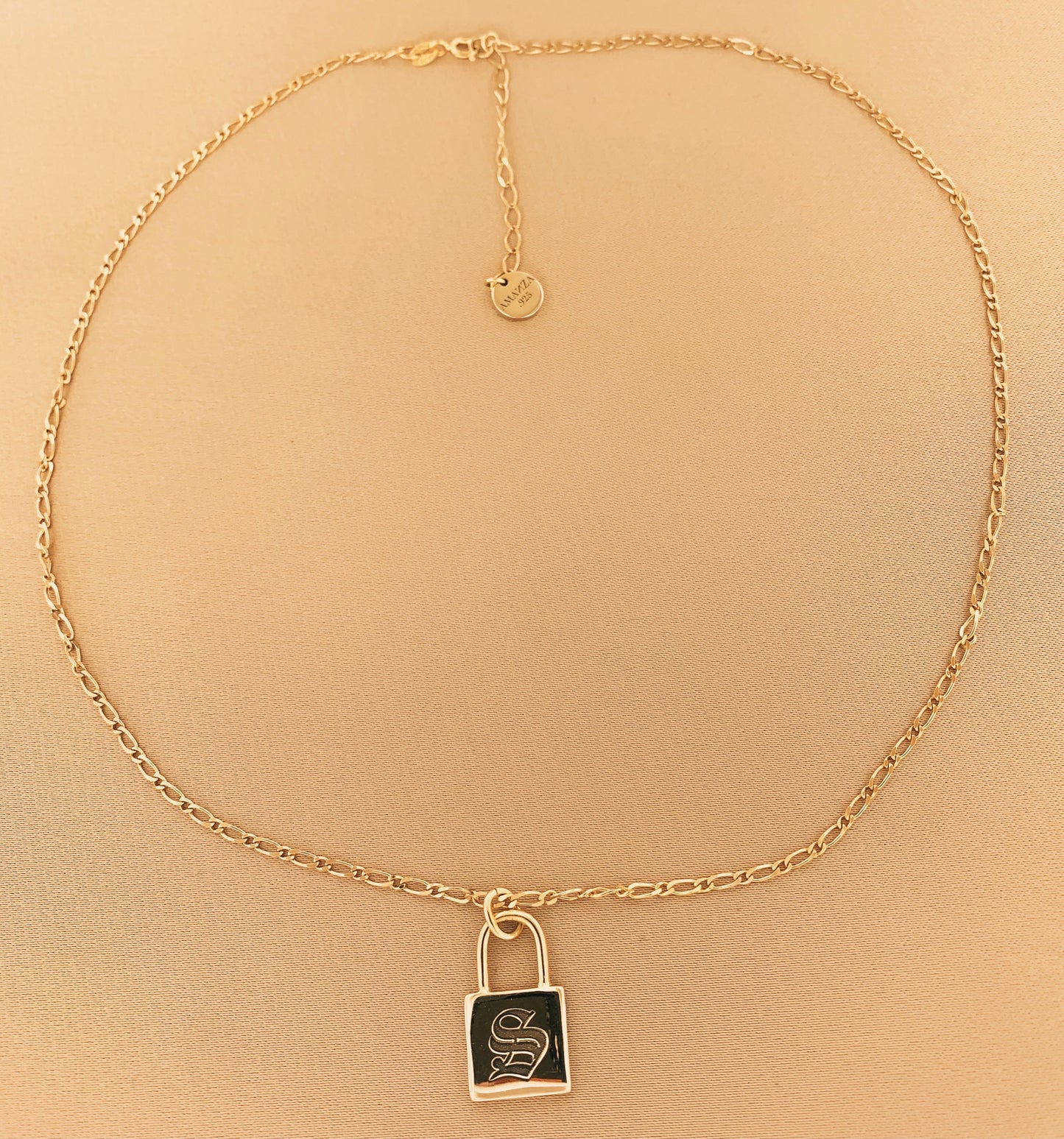 BIZZA NECKLACE