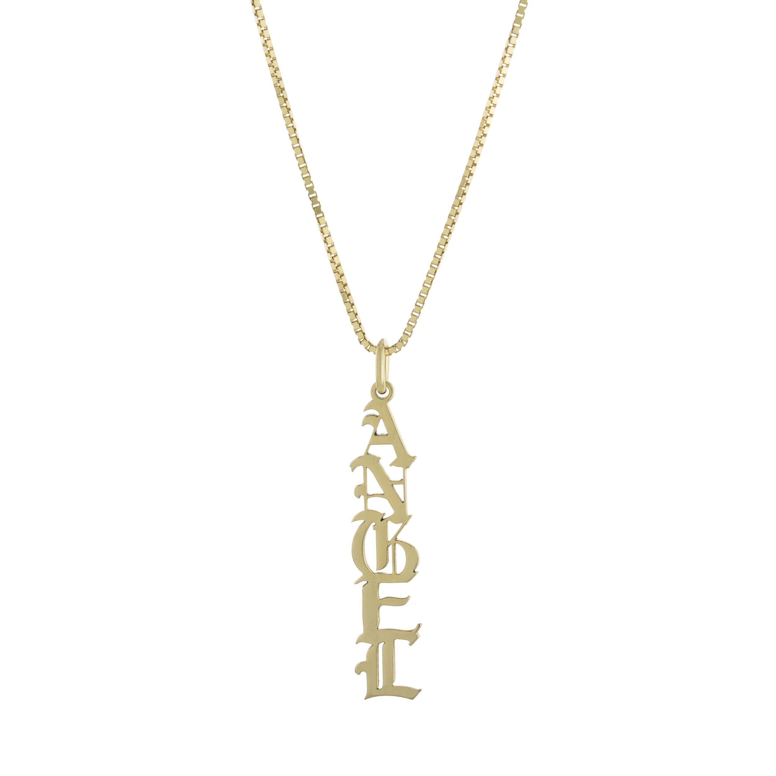 Collar Angel Nombre Vertical Gótico – Baño de Oro 14K - joyería AMANZA