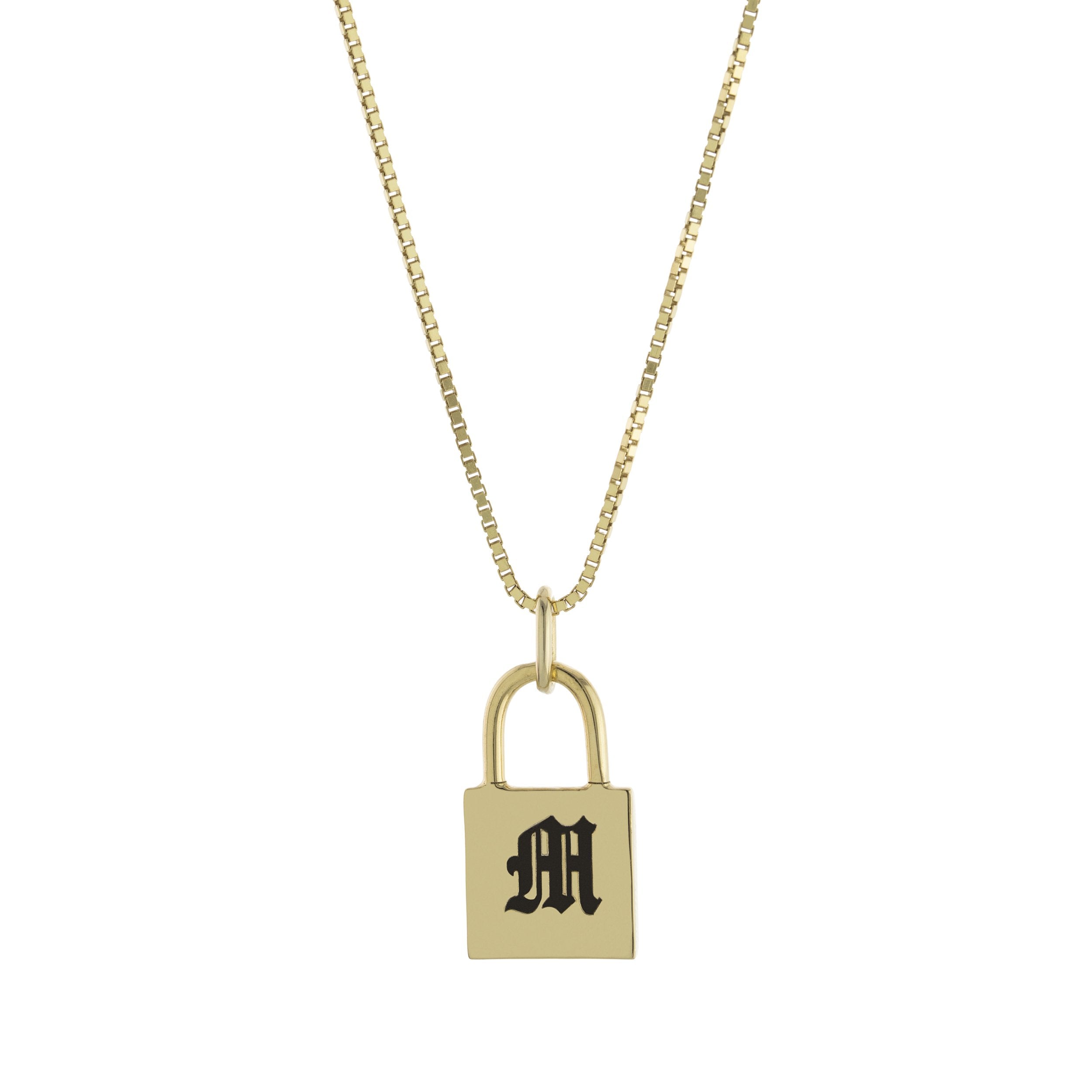 Collar Candado Inicial M – Baño de Oro 14K - joyería AMANZA