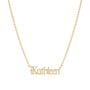 Collar Kathleen Nombre Gótico – Baño de Oro 14K - joyería AMANZA