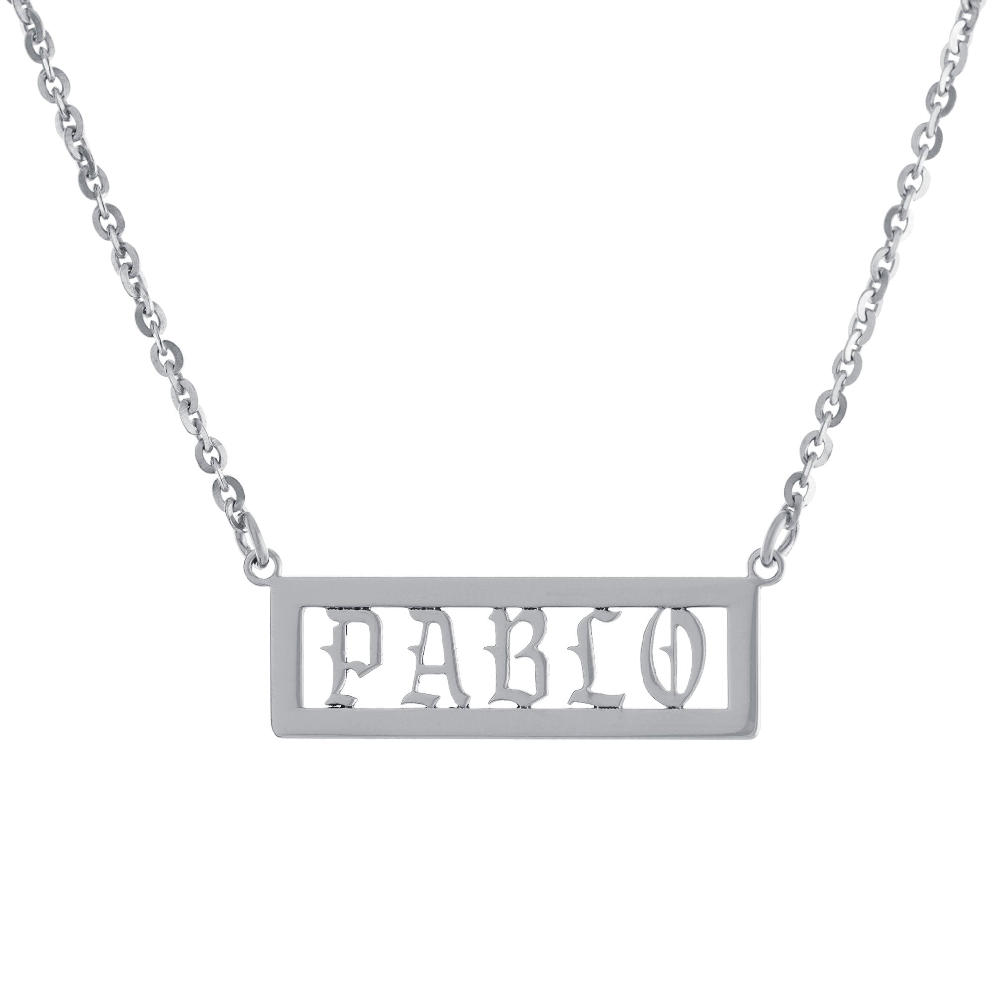 Collar Pablo Placa Calada Gótica – Plata .925 - joyería AMANZA